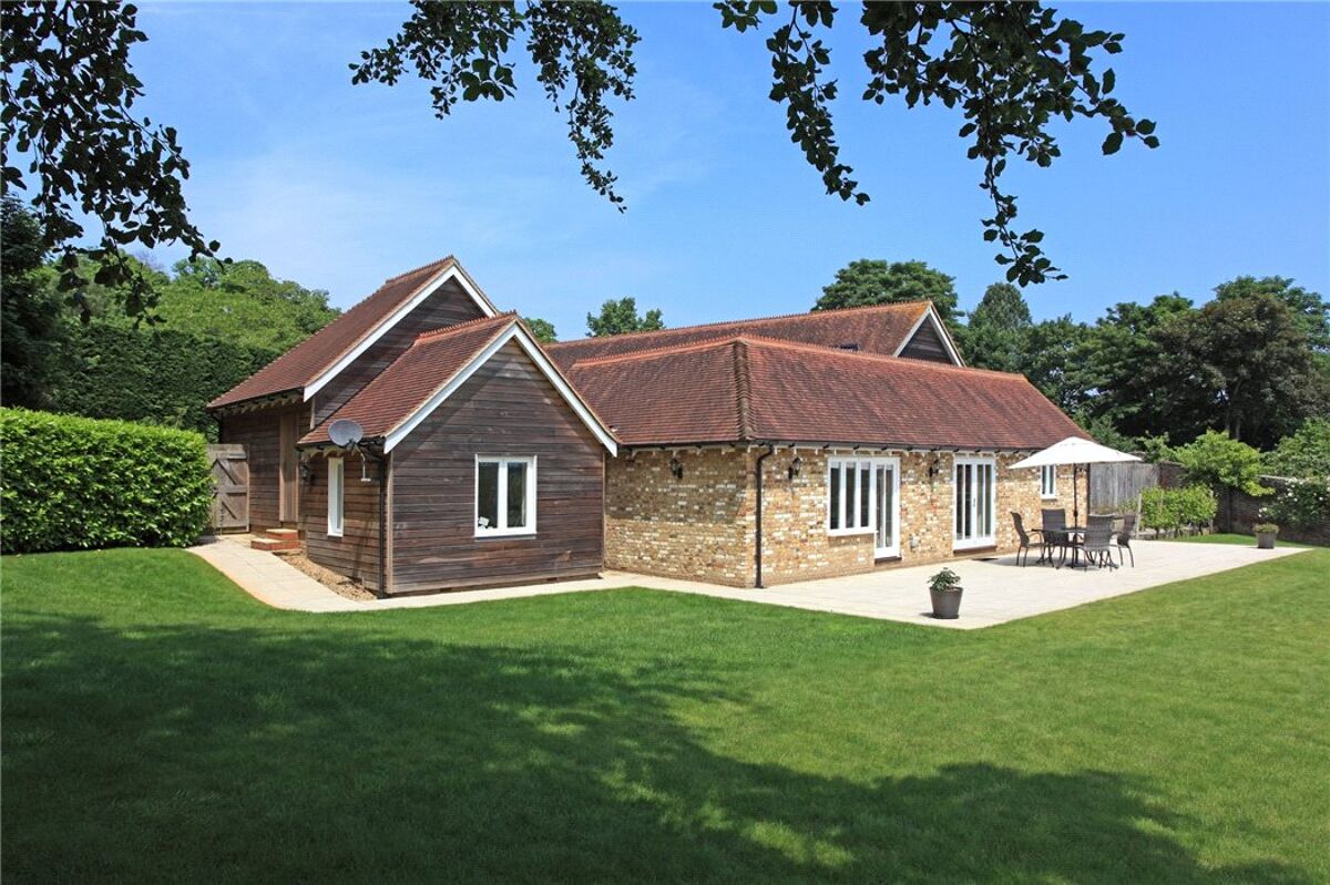 house for sale in Oak Croft, Bearsted, Maidstone, Kent, ME14