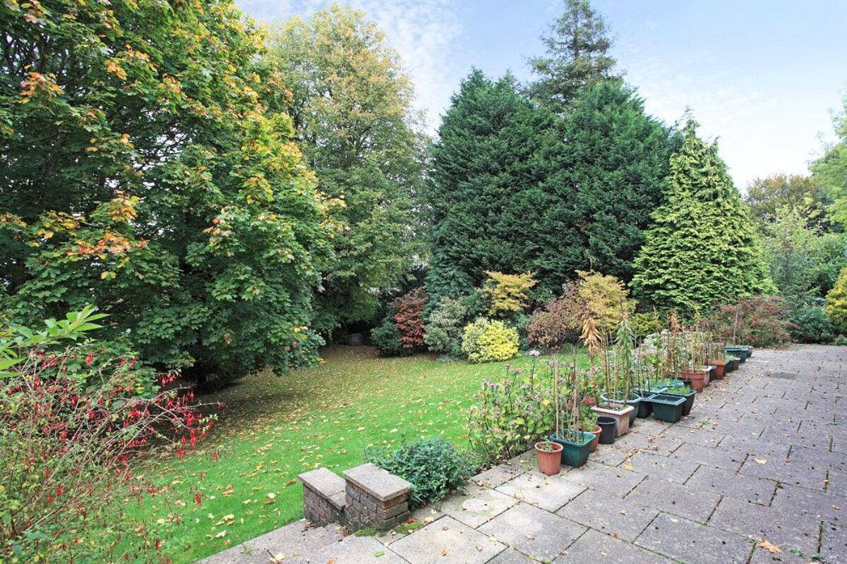 house for sale in Farnaby Drive, Sevenoaks, Kent, TN13 SEV150345