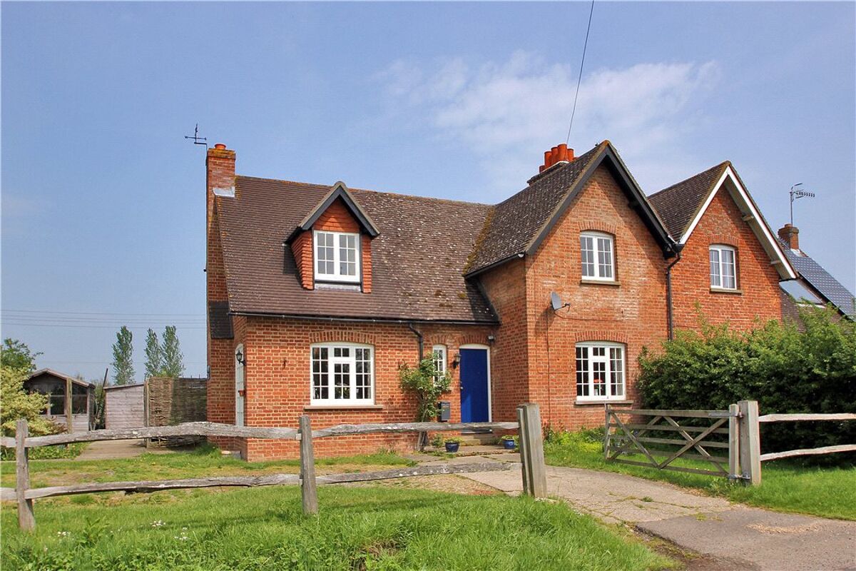 house for sale in Delaware Cottages, Hever Road, Edenbridge, Kent, TN8