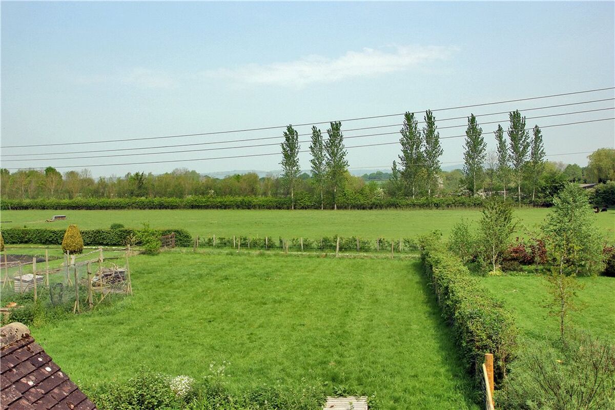 house for sale in Delaware Cottages, Hever Road, Edenbridge, Kent, TN8 SEV160166 Knight Frank