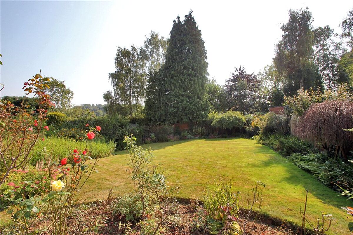 house for sale in Croft Way, Sevenoaks, Kent, TN13 SEV160294 Knight