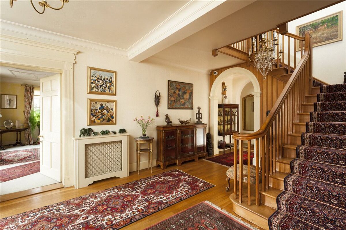 house for sale in Chartham, Canterbury, CT4 SEV160424 Knight Frank