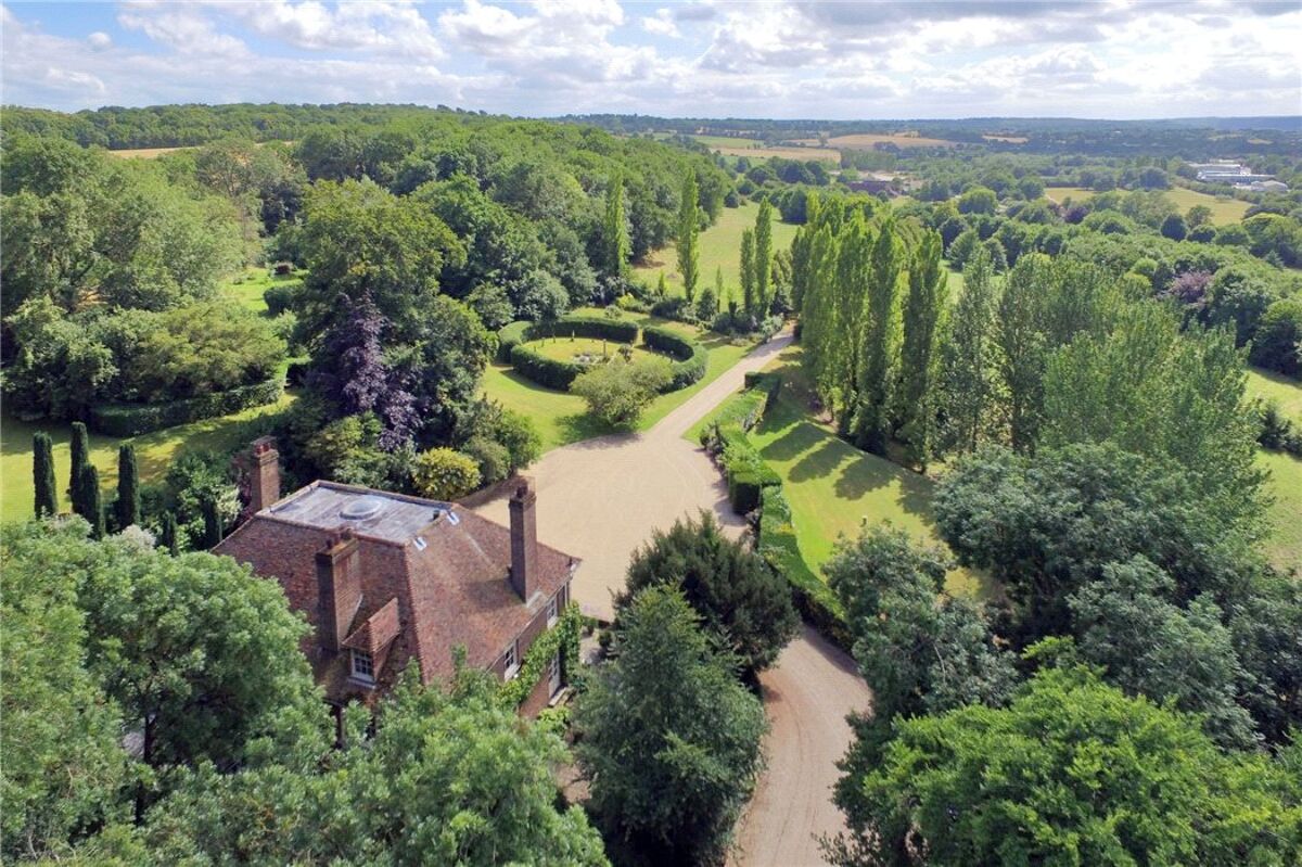 house for sale in Chartham, Canterbury, CT4 SEV160424 Knight Frank