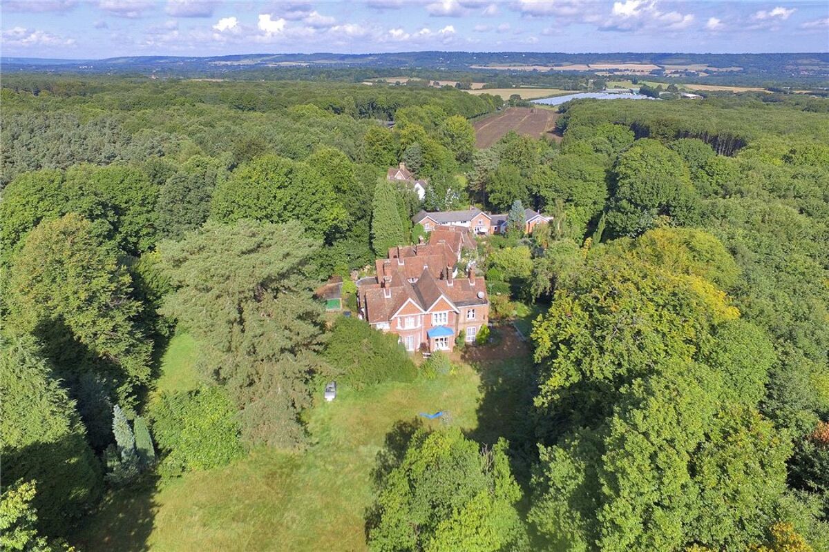 house for sale in Seven Mile Lane, Mereworth, Kent, TN15 SEV170203