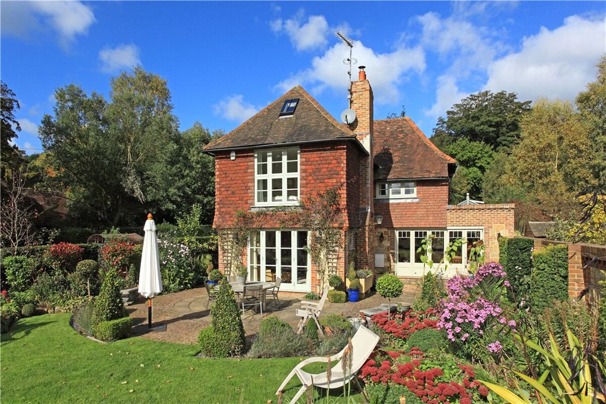 house for sale in Mapleton Road, Westerham, TN16 SEV170284 Knight Frank