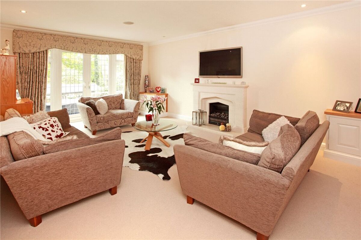 house for sale in Whitebeam Close, Kemsing, Sevenoaks, Kent, TN15