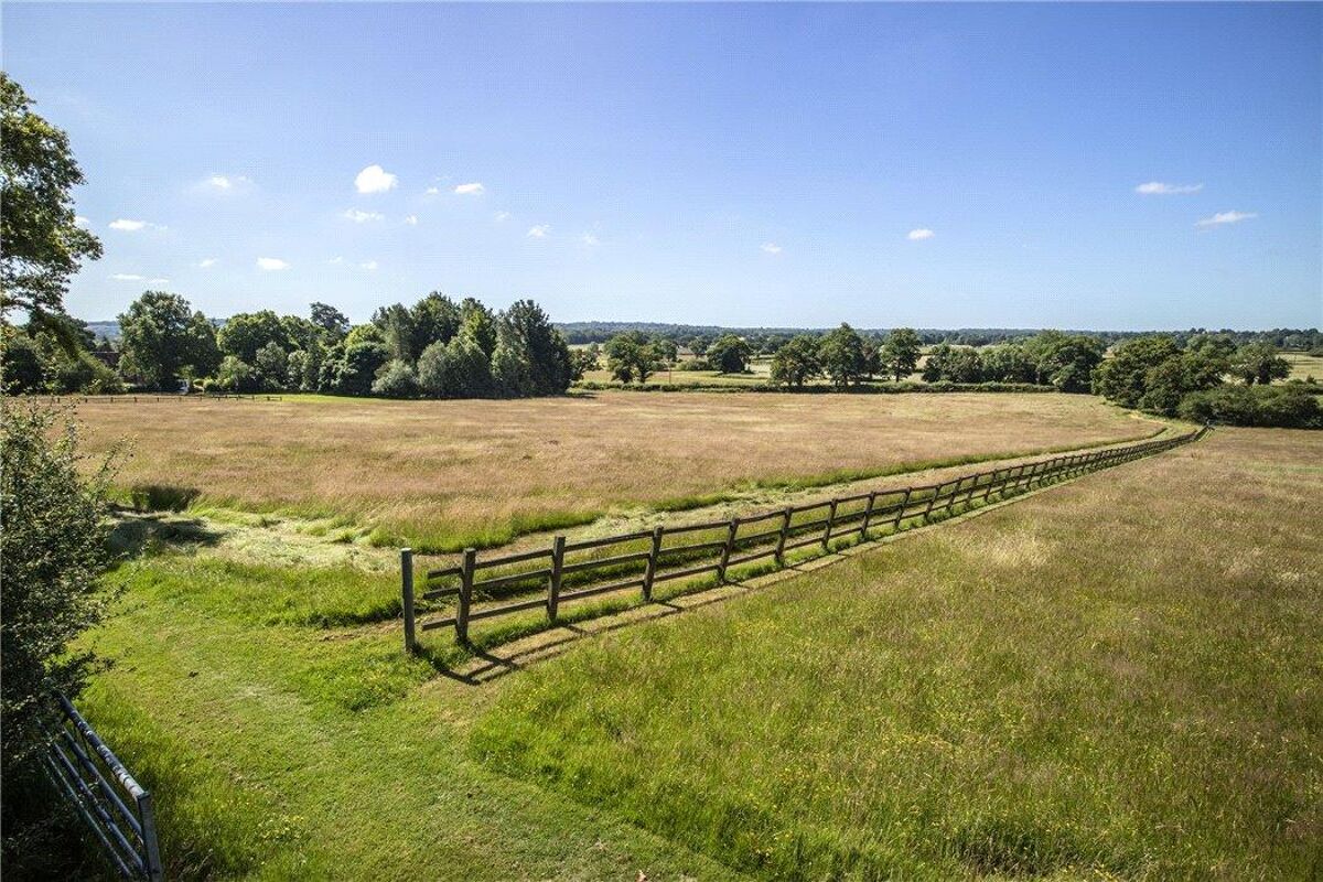 house for sale in Haxted Road, Lingfield, Surrey, RH7 SEV180072