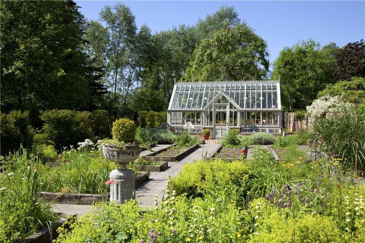 house for sale in Ashes Lane, Hadlow, Tonbridge, TN11 SEV180082