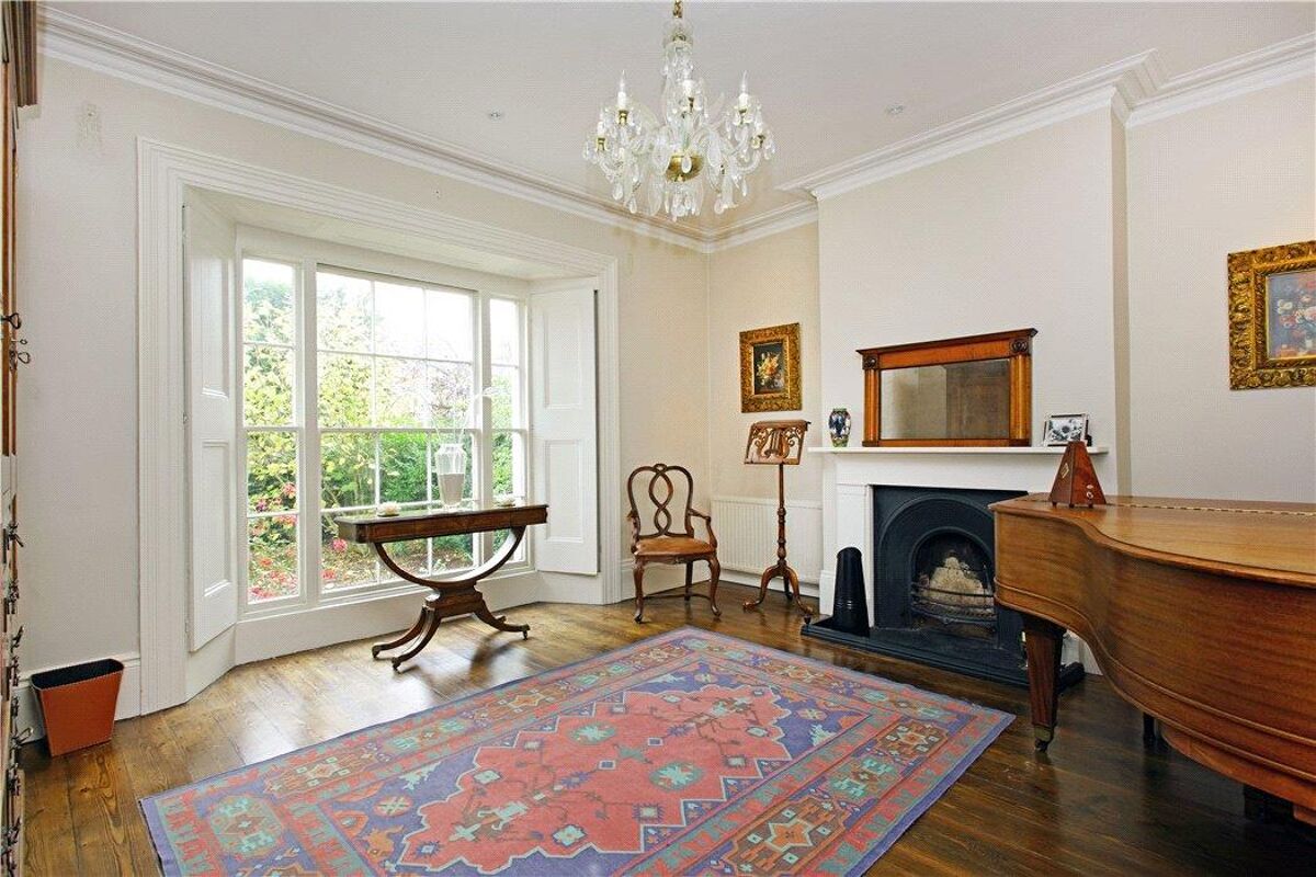 house for sale in Main Road, Edenbridge, Kent, TN8 SEV180238 Knight