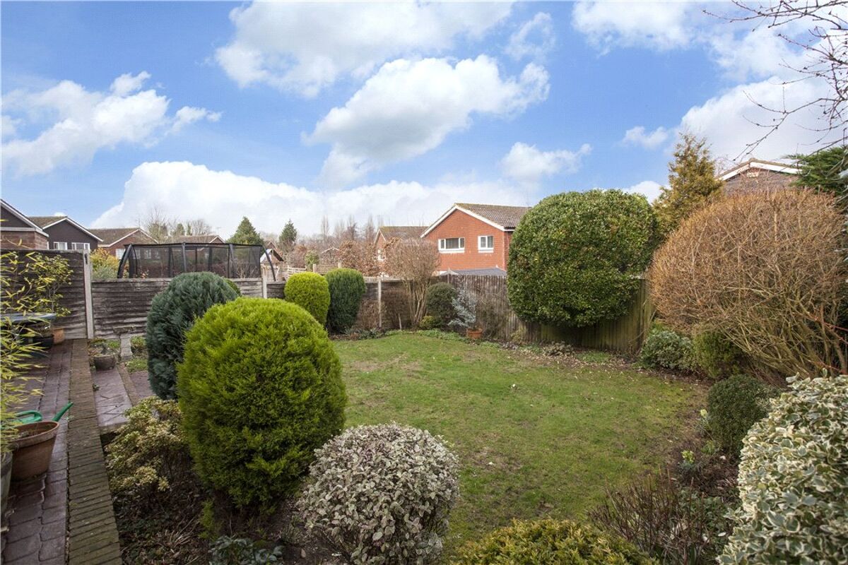 house for sale in Chesterfield Drive, Sevenoaks, Kent, TN13 SEV180283