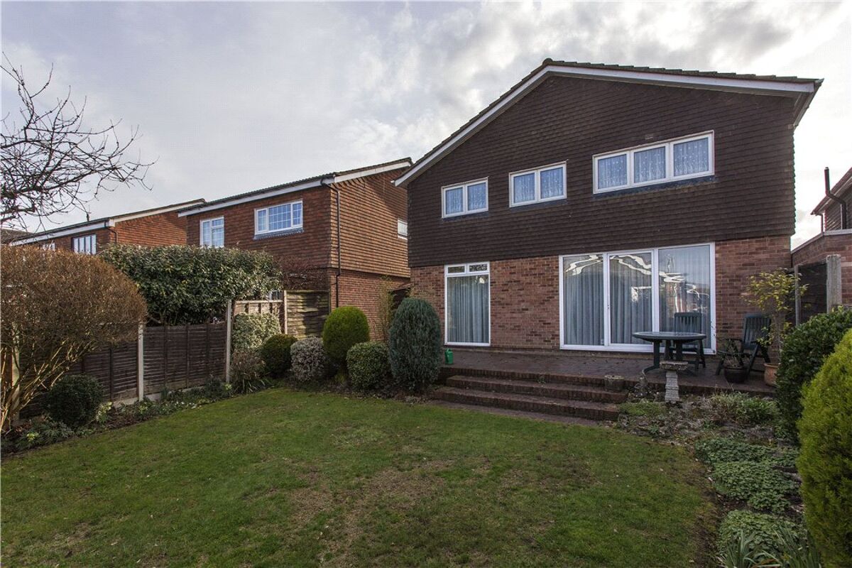 house for sale in Chesterfield Drive, Sevenoaks, Kent, TN13 SEV180283