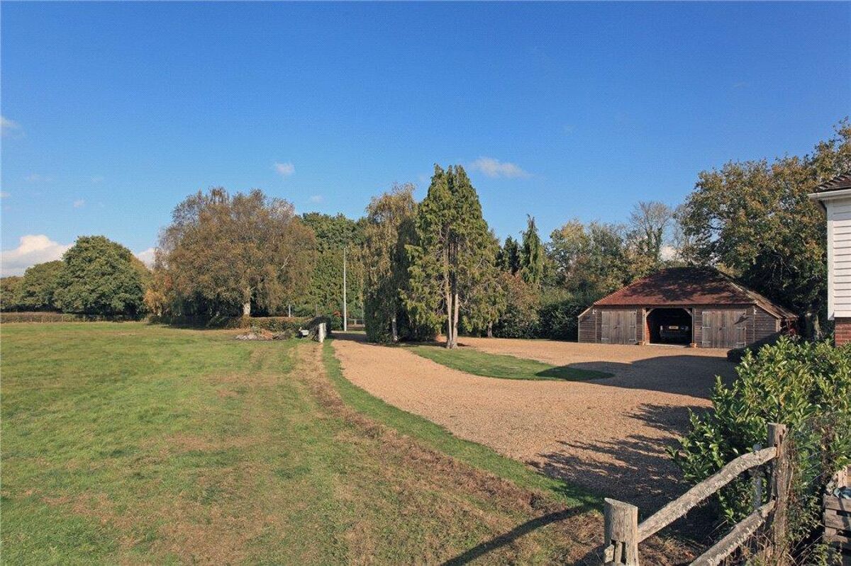 house for sale in Crumps Lane, Maidstone, Kent, ME17