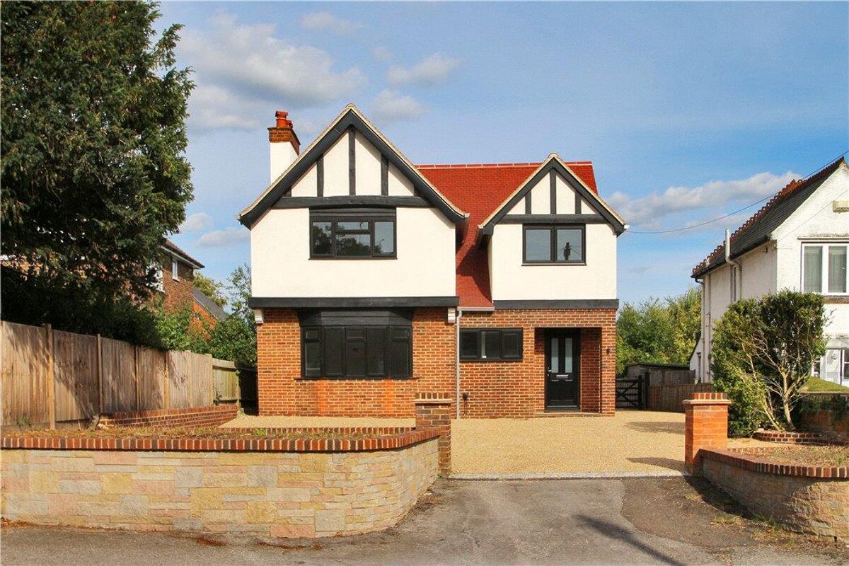 house for sale in London Road, Dunton Green, Sevenoaks, Kent, TN13