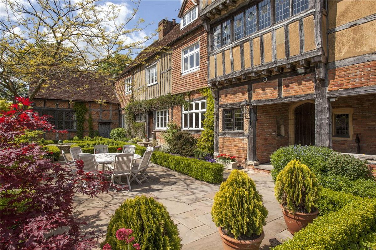 house for sale in Pilgrims Way, Thurnham, Maidstone, Kent, ME14