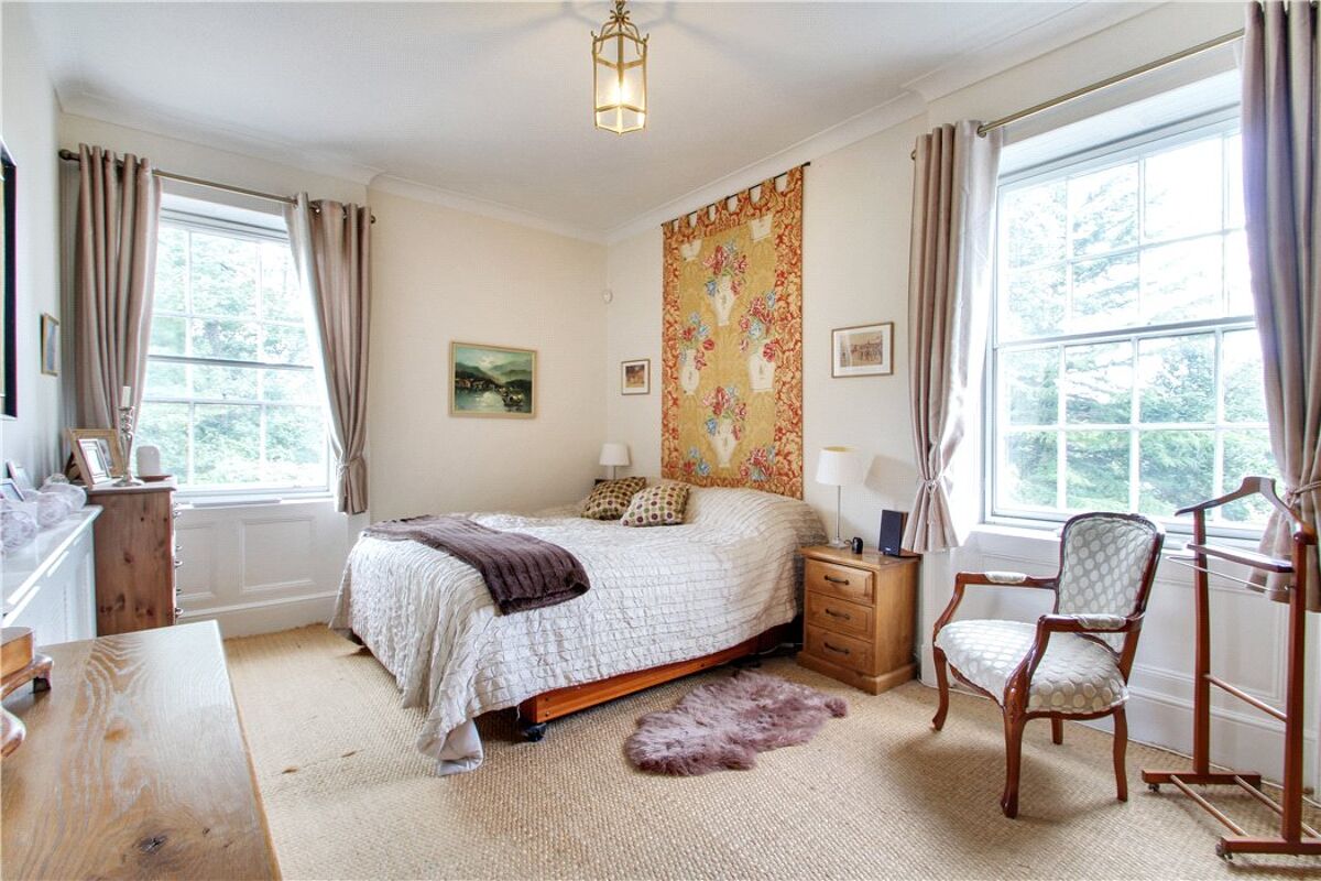 flat for sale in Vine Lodge, Holly Bush Lane, Sevenoaks, Kent, TN13