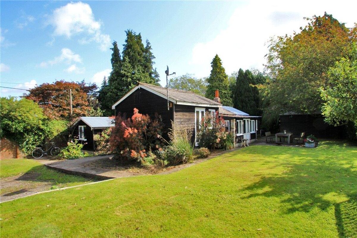 bungalow for sale in Cotmans Ash Lane, Kemsing, Sevenoaks, Kent, TN15