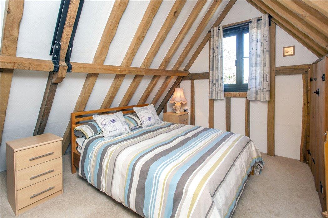 house for sale in Mereworth Farm, Laddingford, Maidstone, Kent, ME18