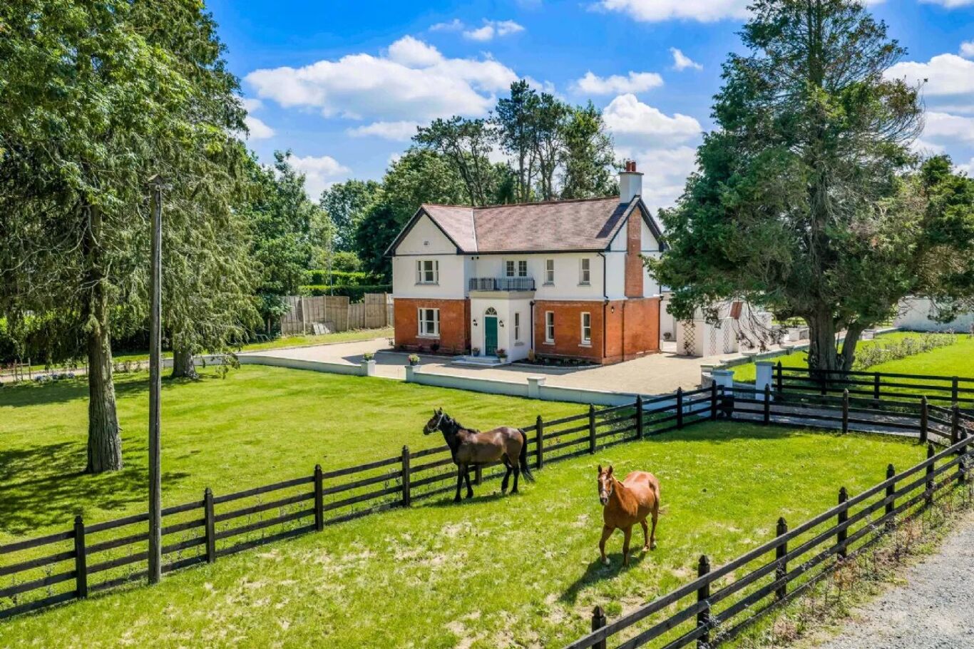 Image of Cherryfield Lodge, Ballysax, Curragh, County Kildare, R56W954