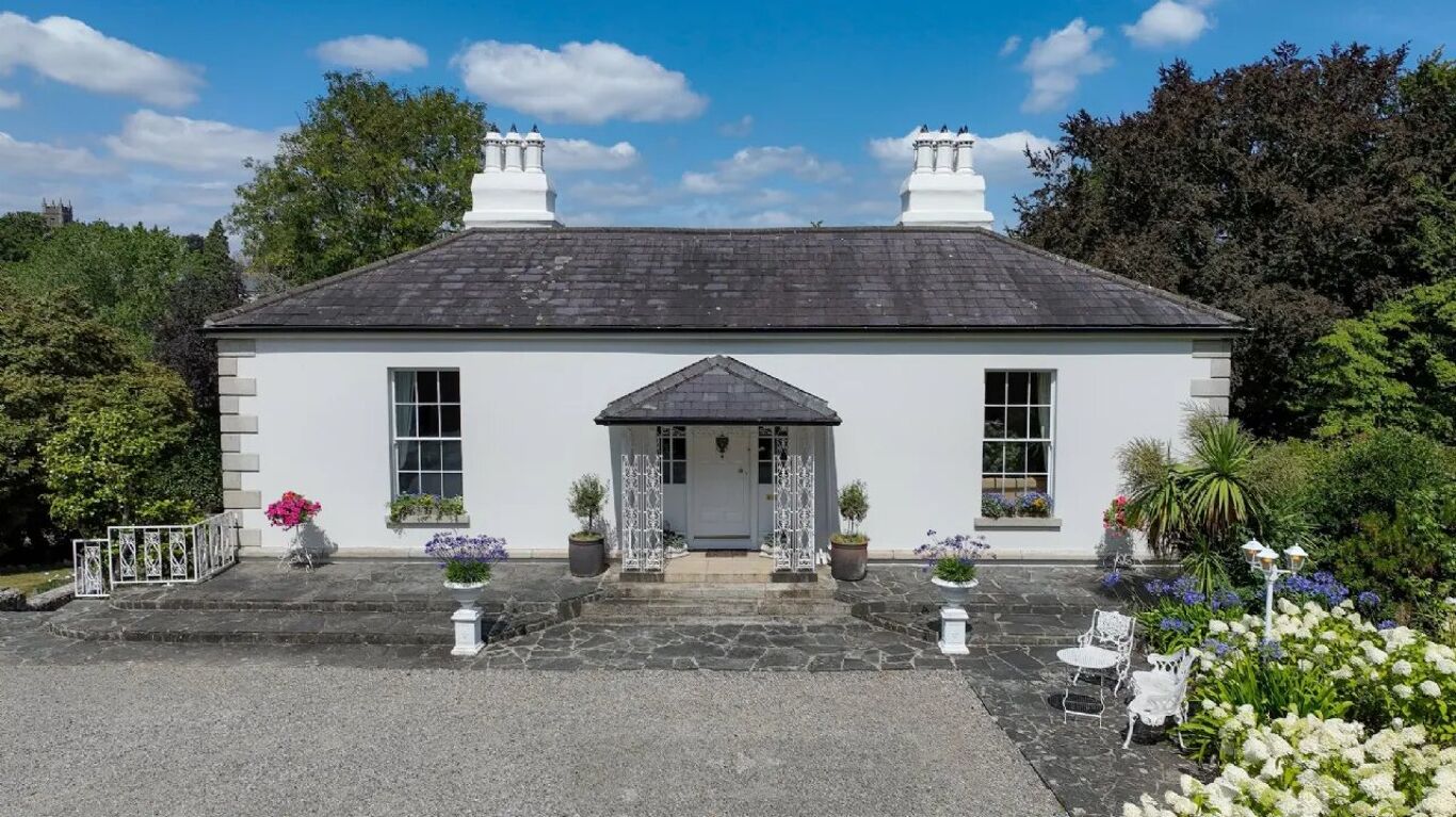 Image of Glenair House and Gate Lodge, Priory Road, Delgany, Co. Wicklow, A63RX52