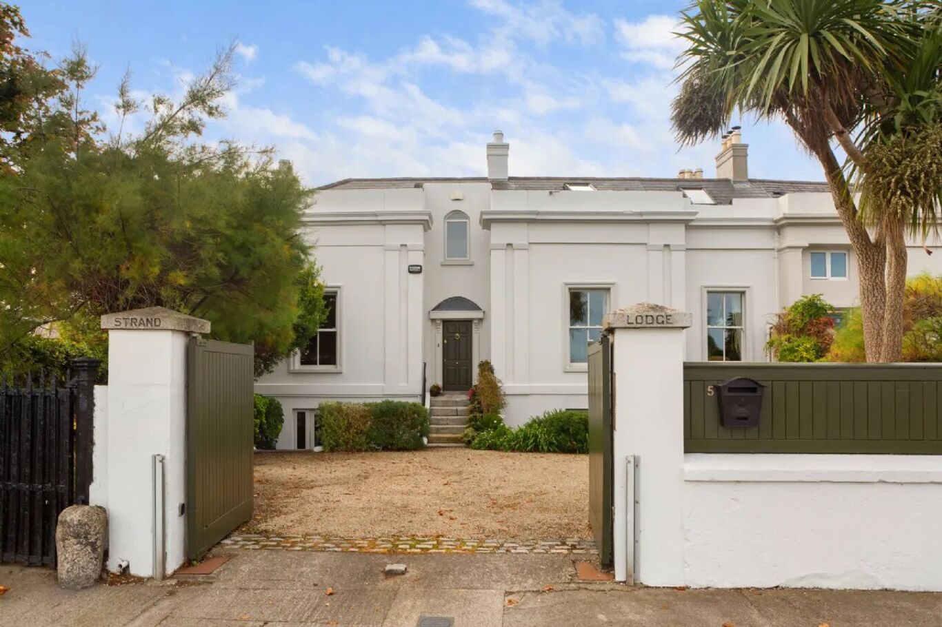Image of Strand Lodge, 5 Strand Road, Sandymount, Dublin 4, D04 X461