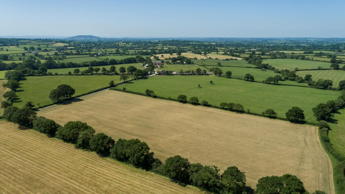 house for sale in East Knoyle, Salisbury, Wiltshire, SP3 SHE012049016