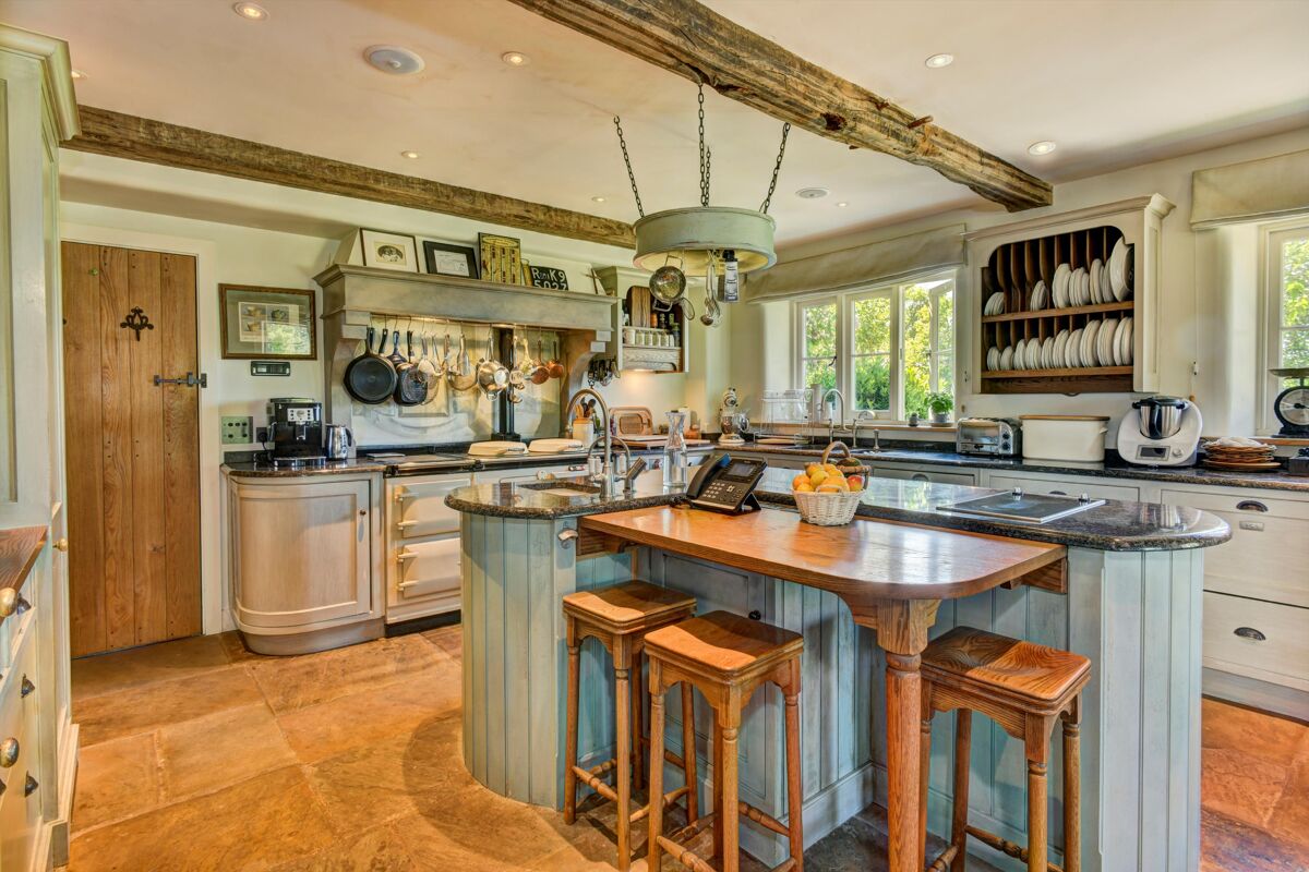 house for sale in East Knoyle, Salisbury, Wiltshire, SP3 SHE012049016