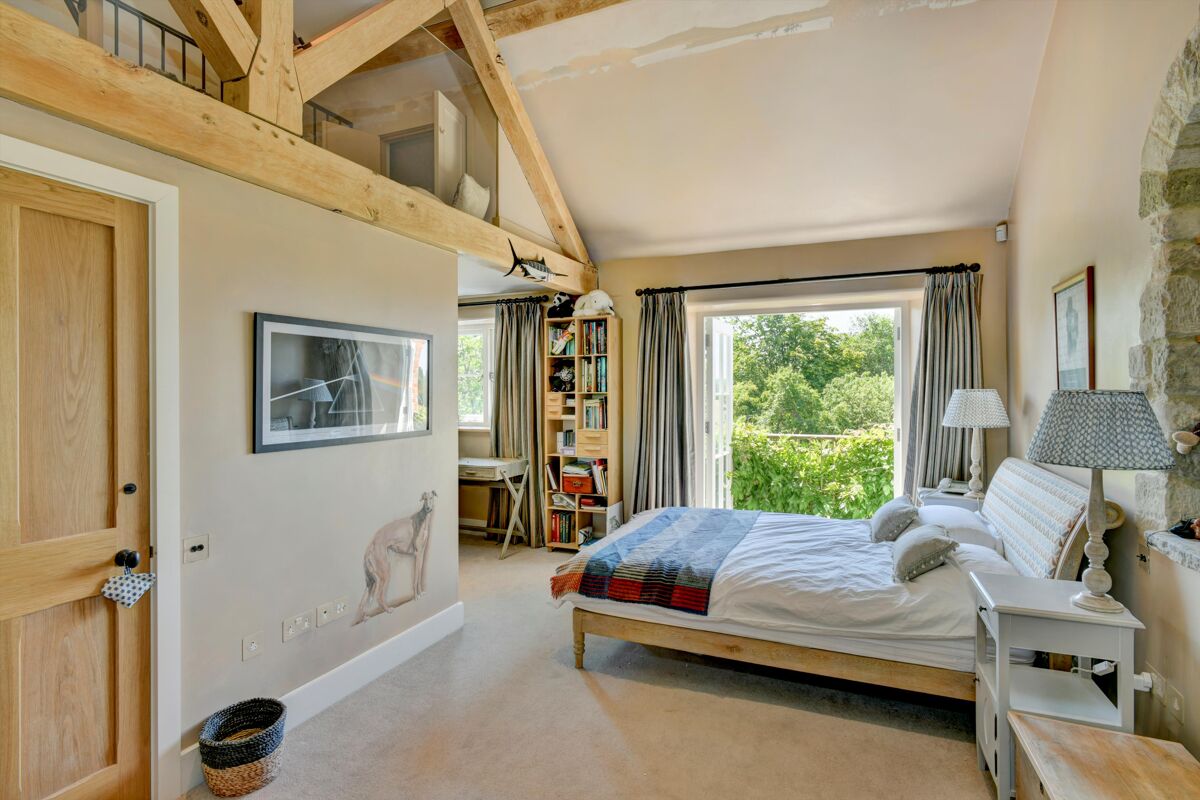 house for sale in East Knoyle, Salisbury, Wiltshire, SP3 SHE012049016