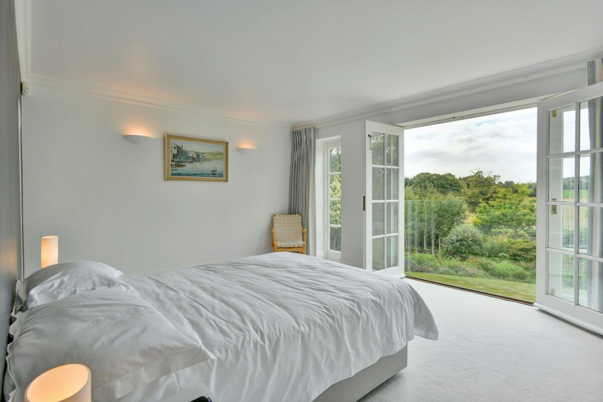 house for sale in Phoenix House,Hinton St. Somerset, TA17 SHE012060148 Knight Frank