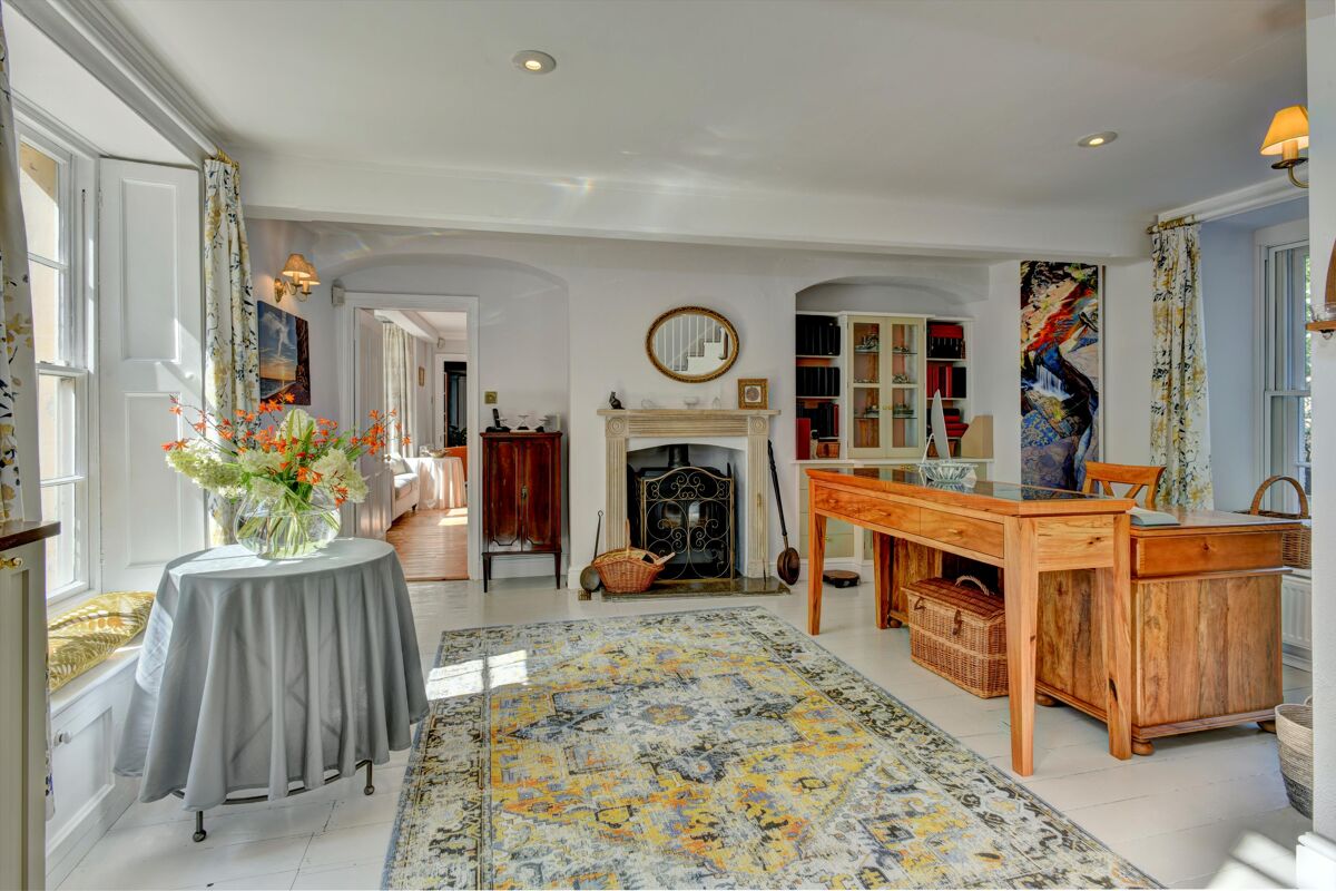 The Mill House is a wellpresented mill house set in beautiful