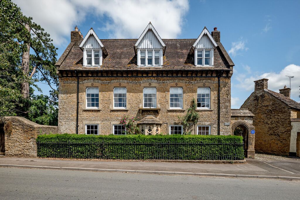 Image of North Street, Milborne Port, Sherborne, Dorset, DT9