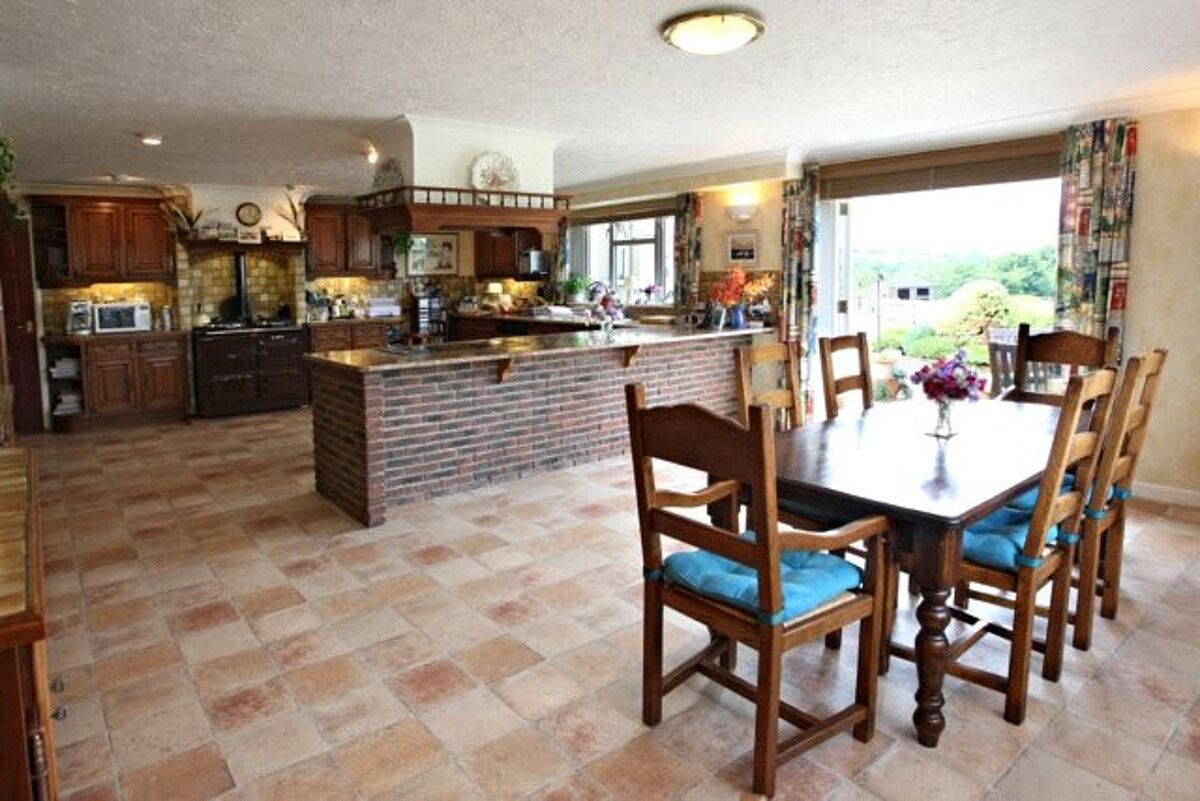 house for sale in Beaminster, Dorset, DT8 SHE120217 Knight Frank