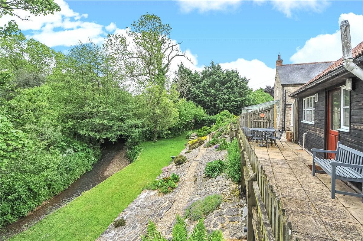 house for sale in Chetnole, Sherborne, Dorset, DT9 SHE160052 Knight