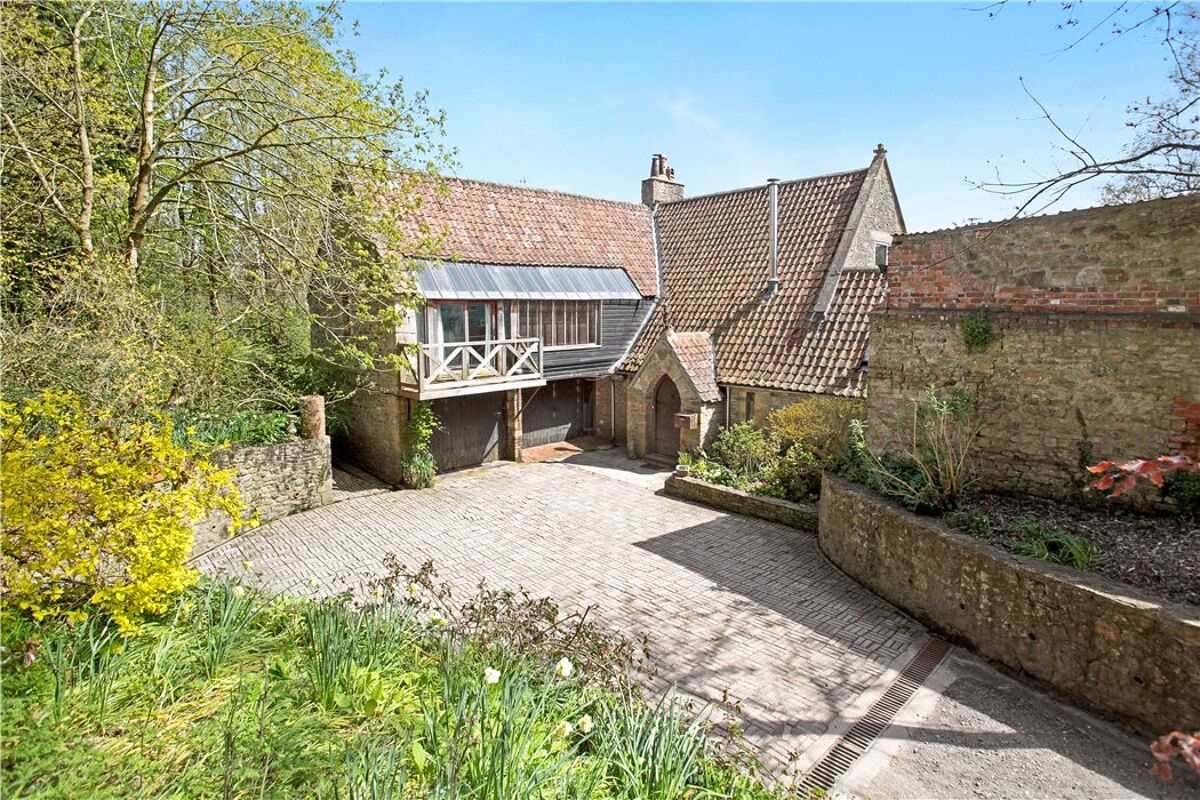 house for sale in Shepton Mallet, Somerset, BA4 SHE160053