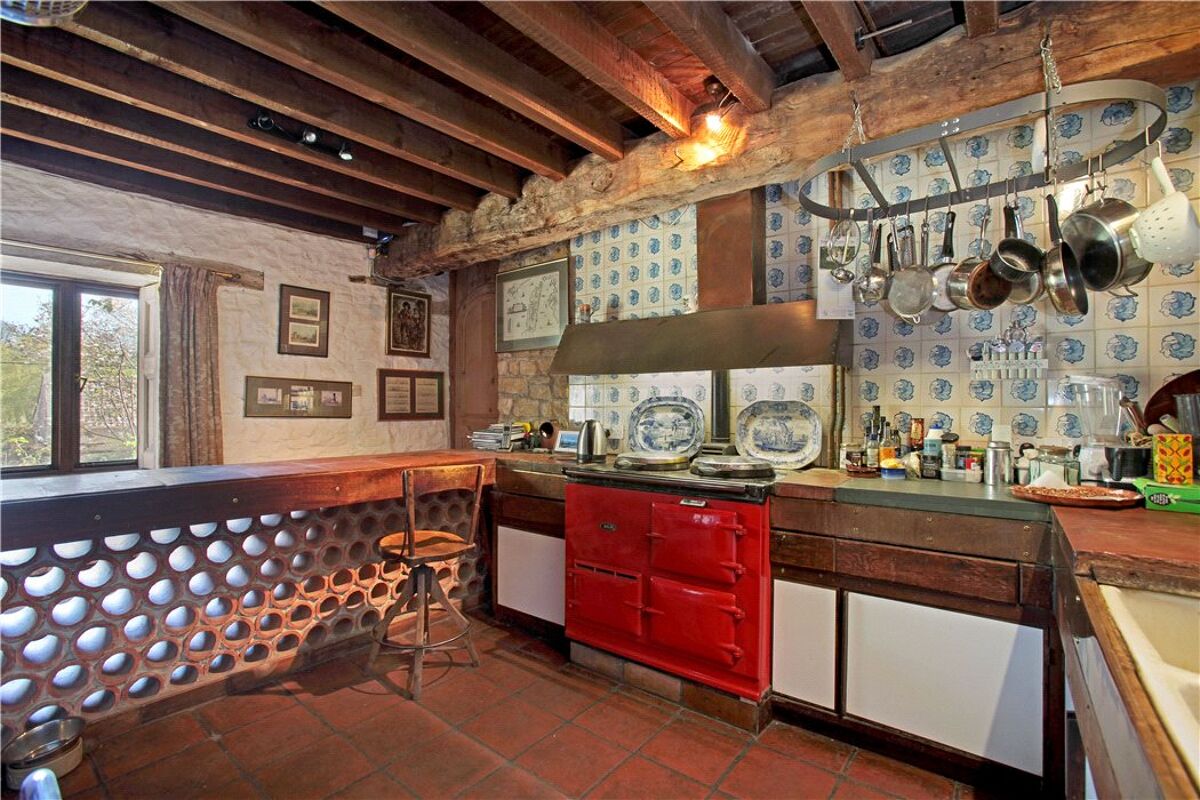 house for sale in Shepton Mallet, Somerset, BA4 SHE160053