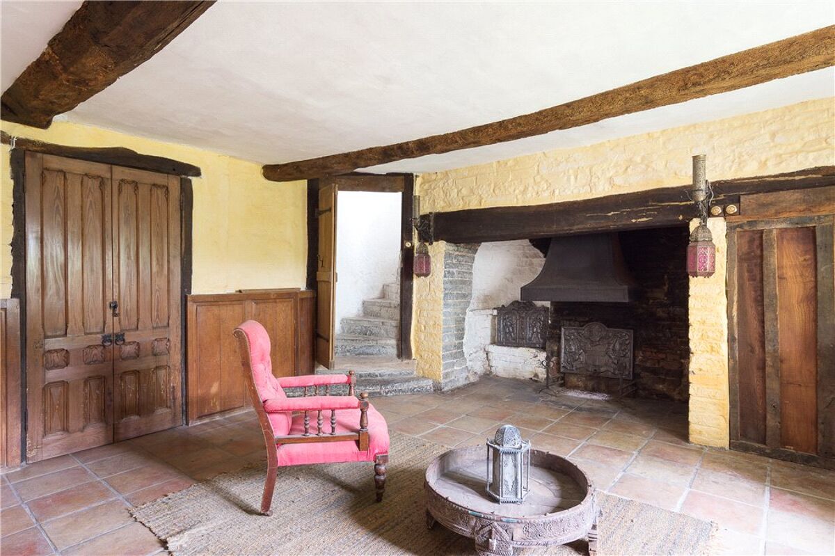 house for sale in Broad Street, Somerton, Somerset, TA11 SHE160081