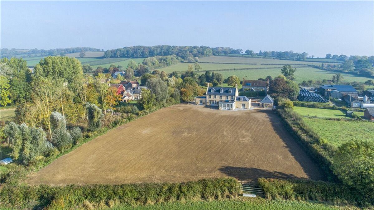 Properti dijual Stowell, Sherborne, Somerset, DT9 Knight Frank
