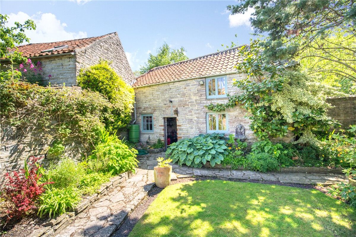 house for sale in Broad Street, Somerton, Somerset, TA11 SHE170087