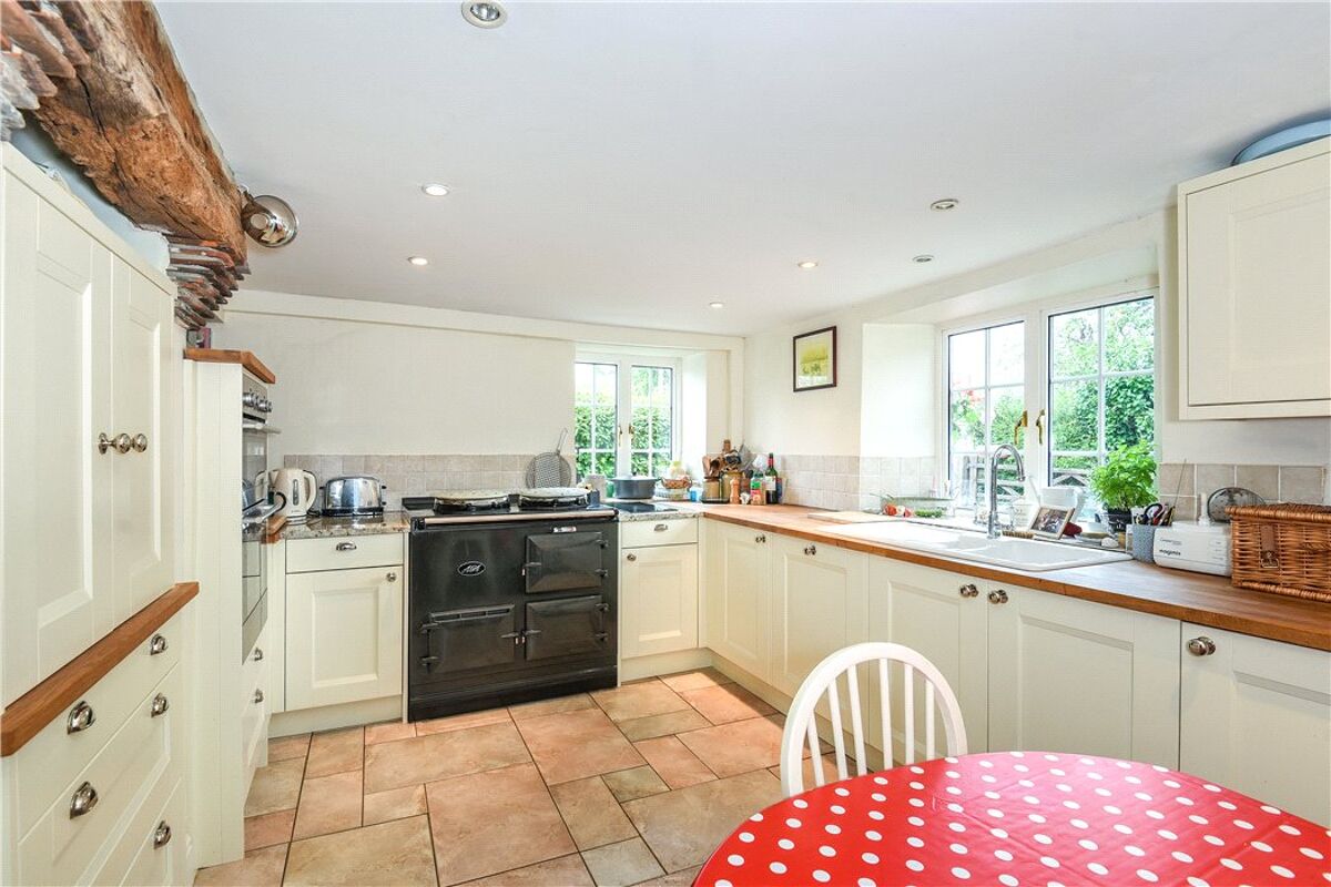 house for sale in Milton on Stour, Gillingham, Dorset, SP8 SHE180181