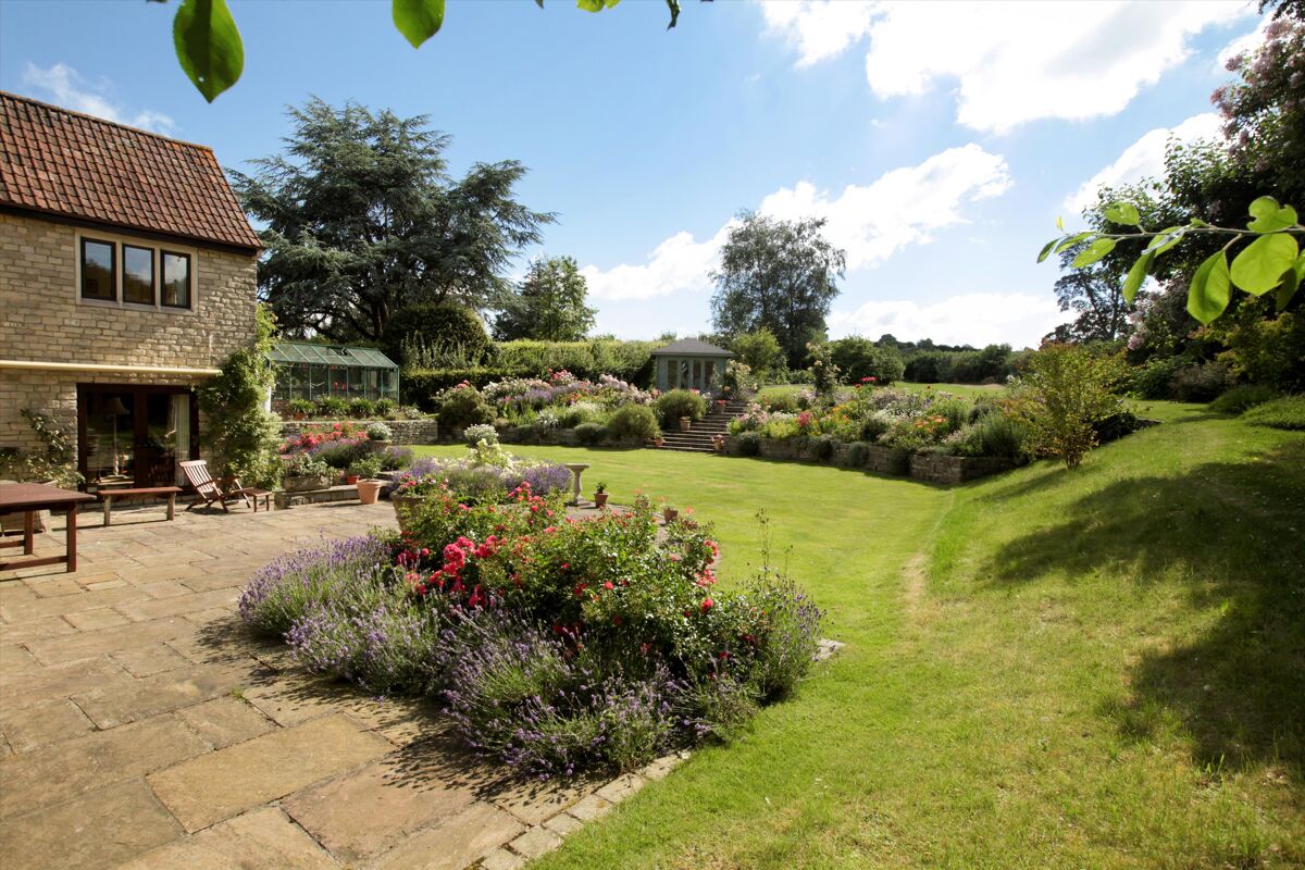 Quilly House is a beautifully presented village house set in a mature