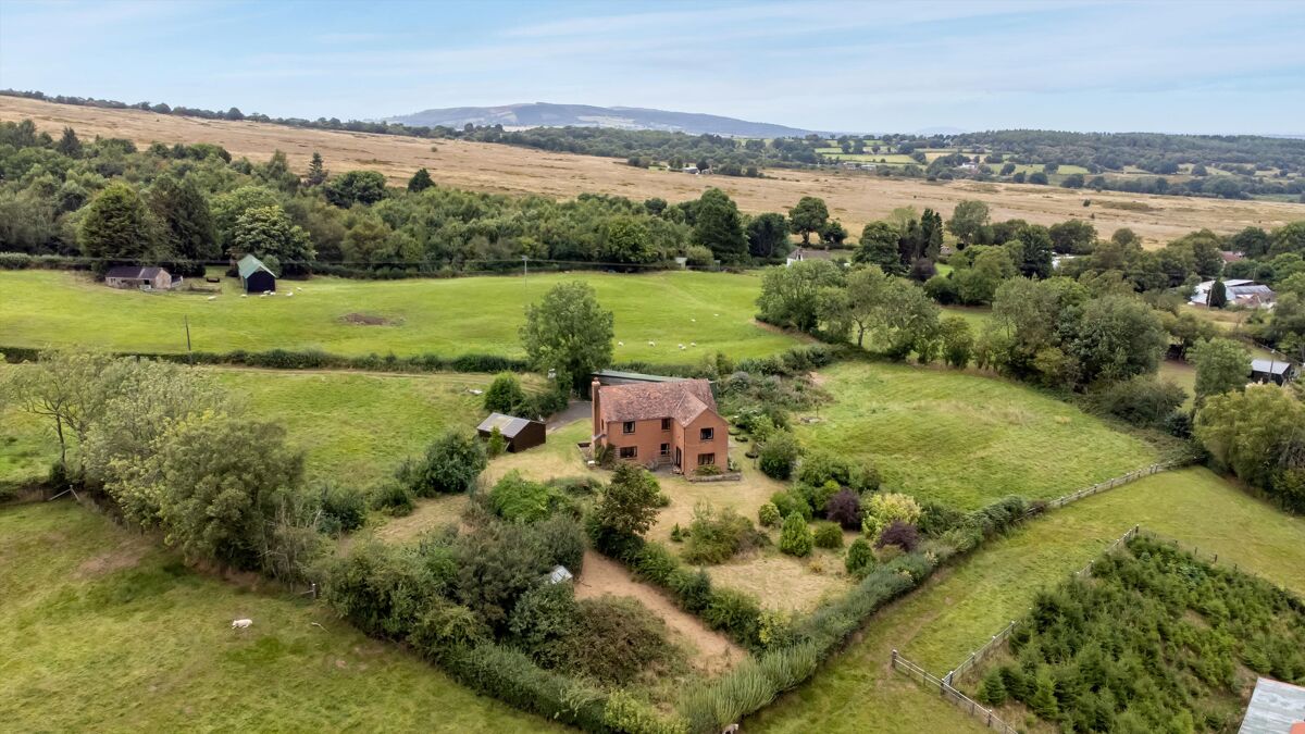 house for sale in Hopton Bank, Hopton Wafers, Kidderminster, Shropshire