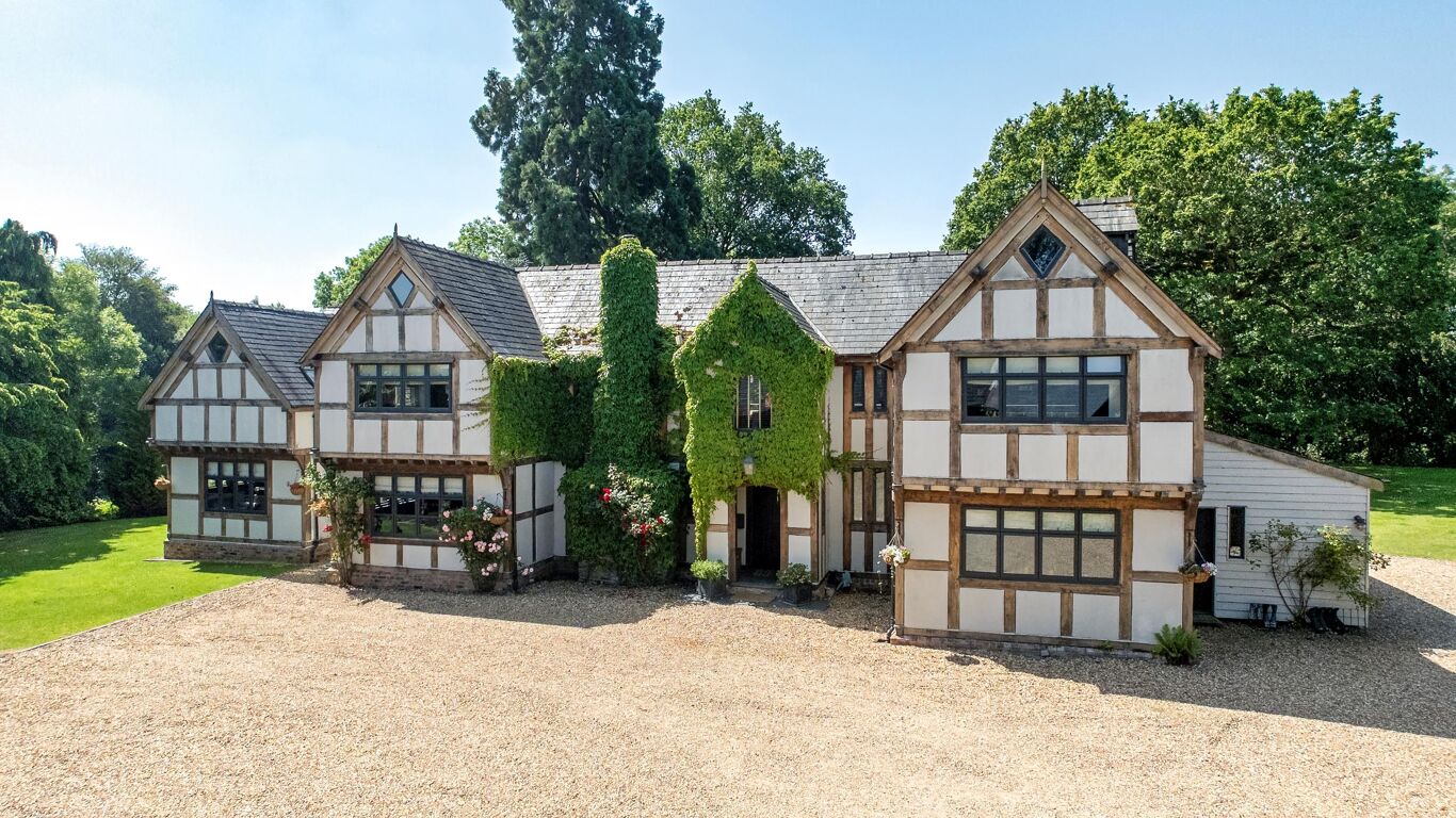 Image of Ribwood, 3 Caynham Woods, Caynham, Ludlow, Shropshire SY8