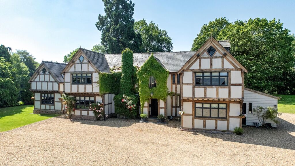 Image of Ribwood, 3 Caynham Woods, Caynham, Ludlow, Shropshire SY8