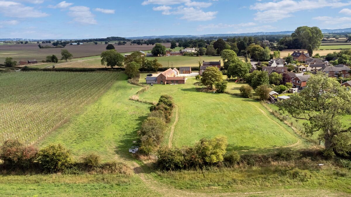 house for sale in Waters Upton, Shropshire, TF6 SHR012243293 Knight