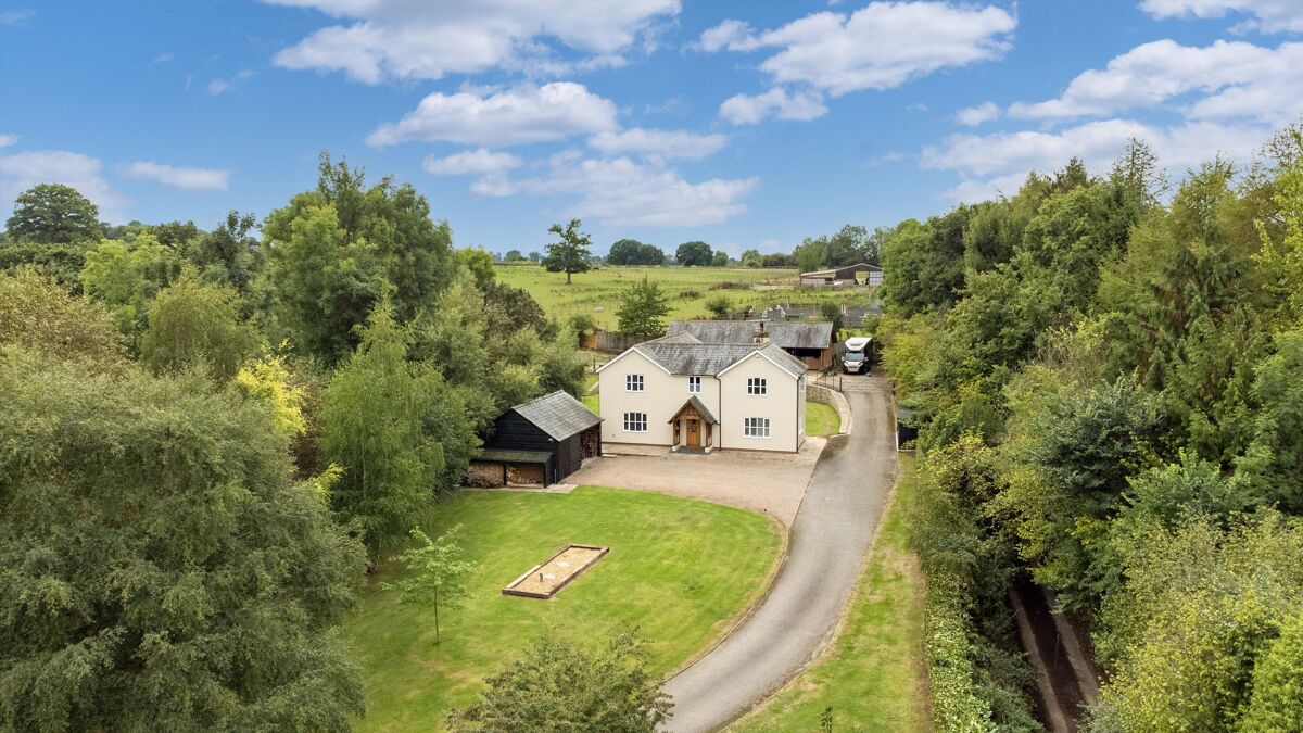 house for sale in Eyton, Leominster, Herefordshire, HR6 SHR012247851