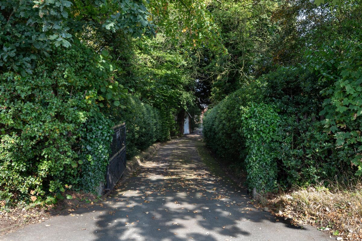 house for sale in Montford Bridge, Shrewsbury, Shropshire, SY4