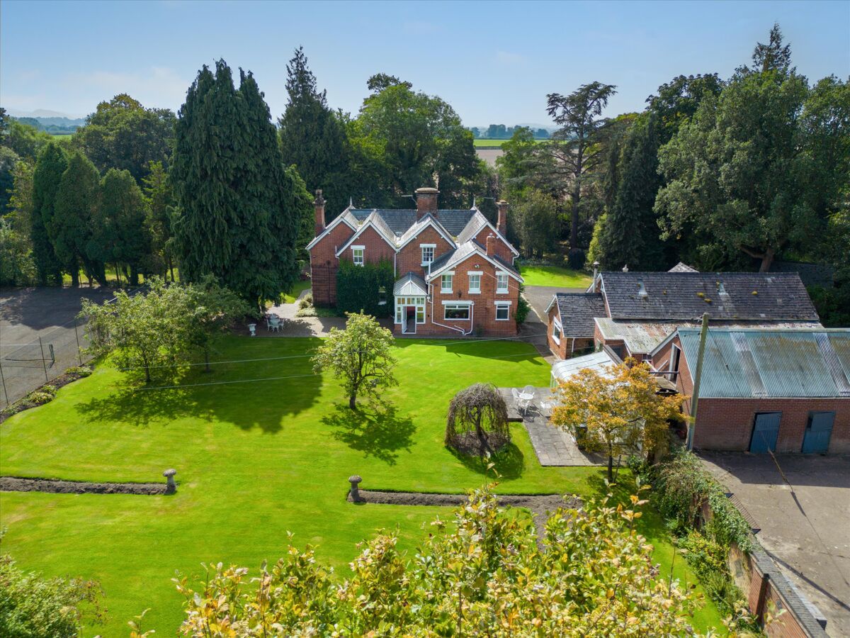 house for sale in Montford Bridge, Shrewsbury, Shropshire, SY4