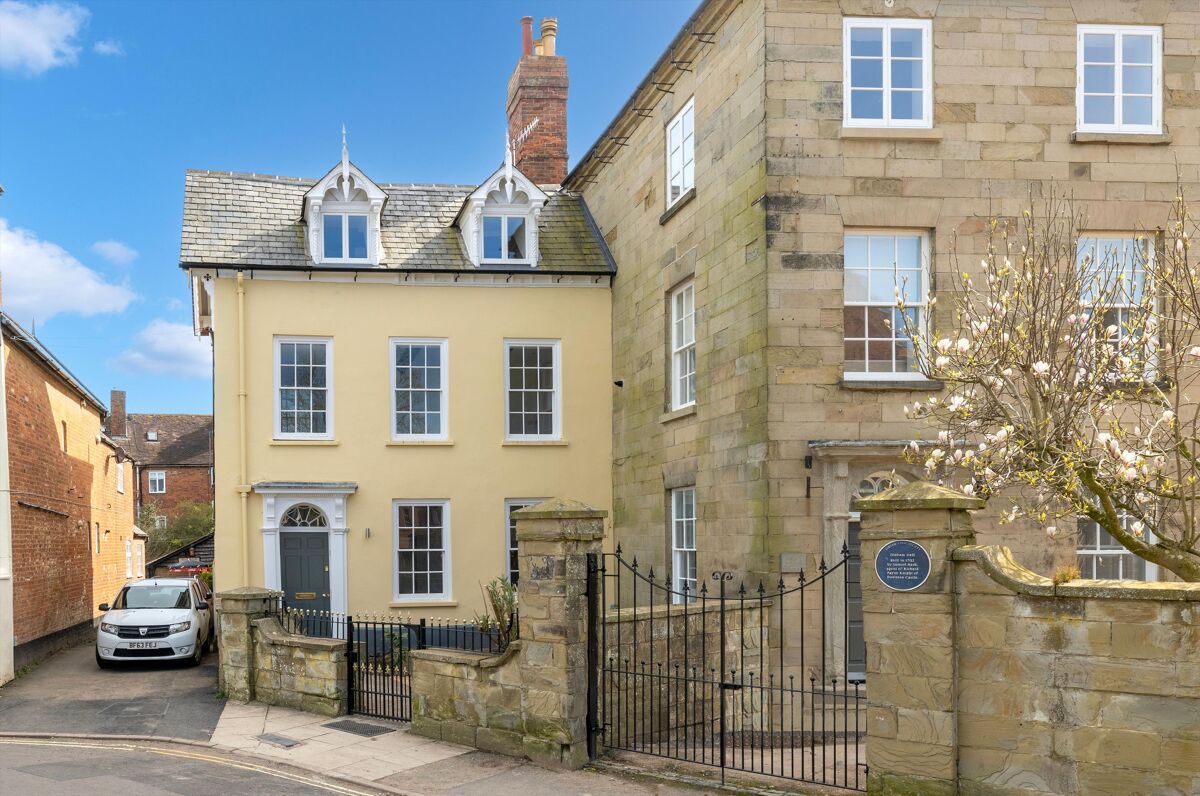 townhouse for sale in Dinham, Ludlow, Shropshire, SY8 SHR012367990