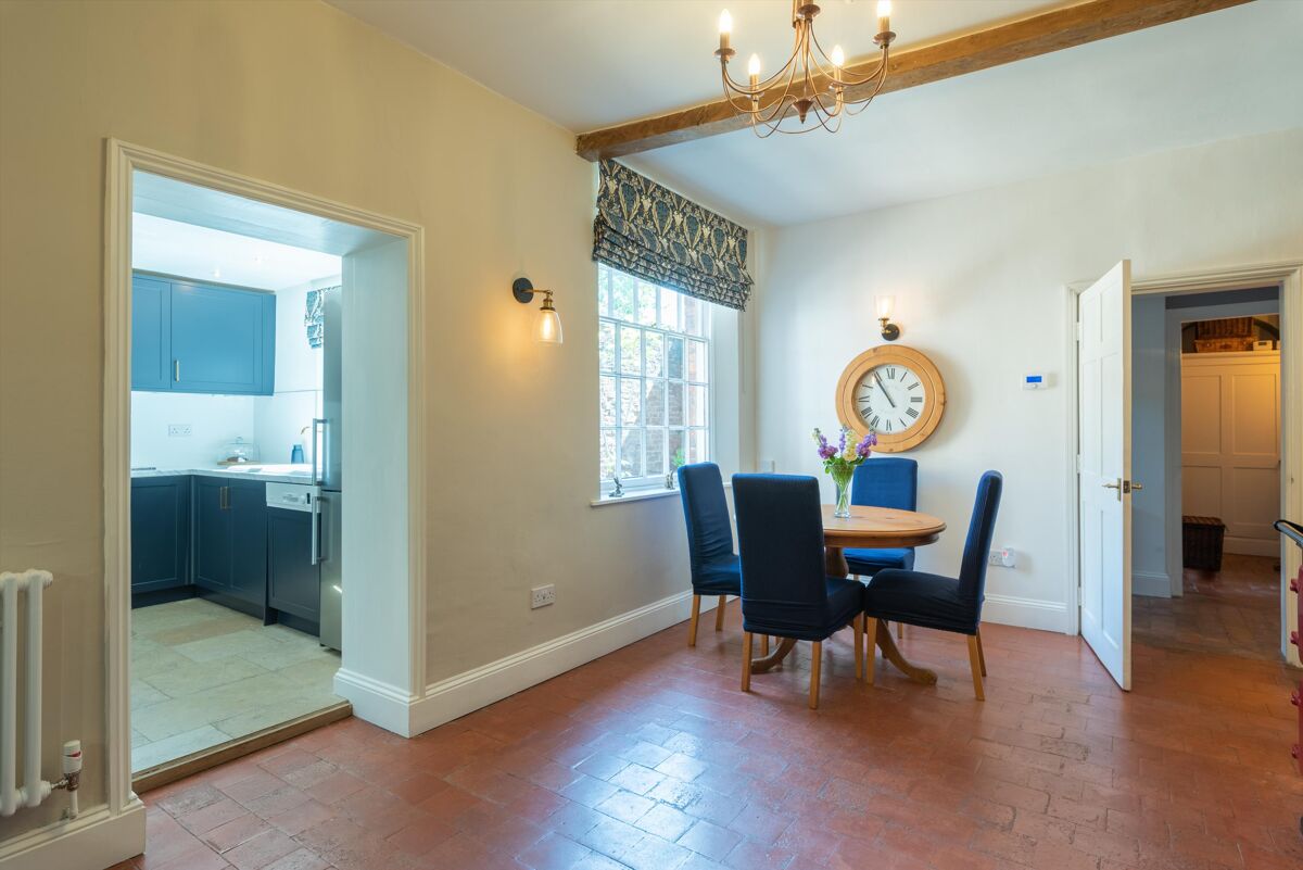 house for sale in Abbey Foregate, Shrewsbury, Shropshire, SY2