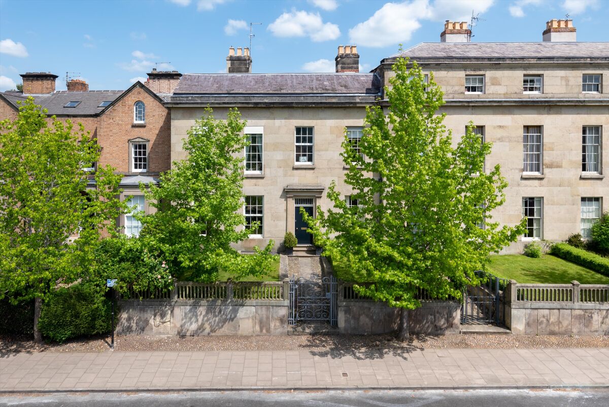 house for sale in Abbey Foregate, Shrewsbury, Shropshire, SY2