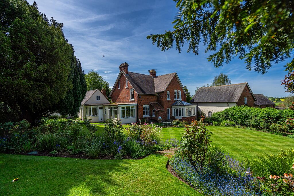 Image of Oaken, Wolverhampton, Staffordshire, WV8